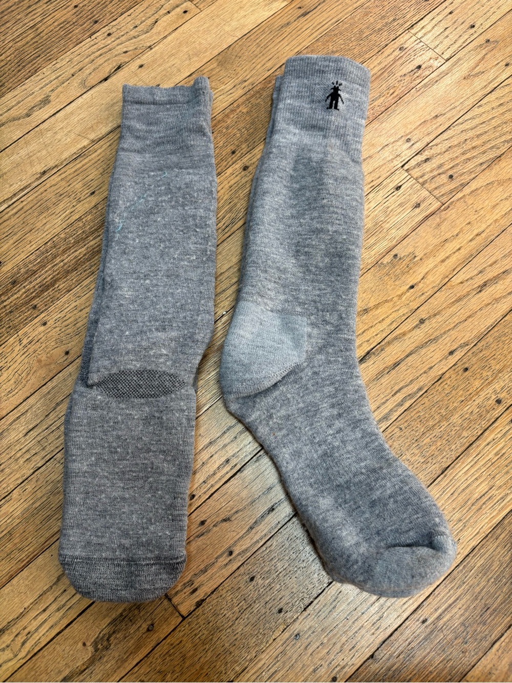 Smartwool 2 pack Gray Crew Socks - Picture 2 of 2